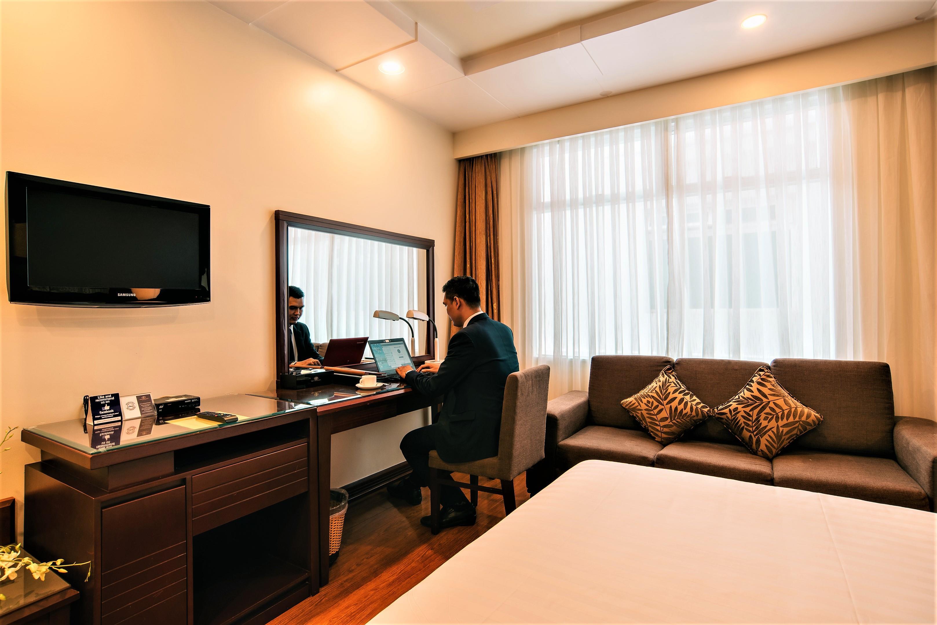 room detail thumbnail 0