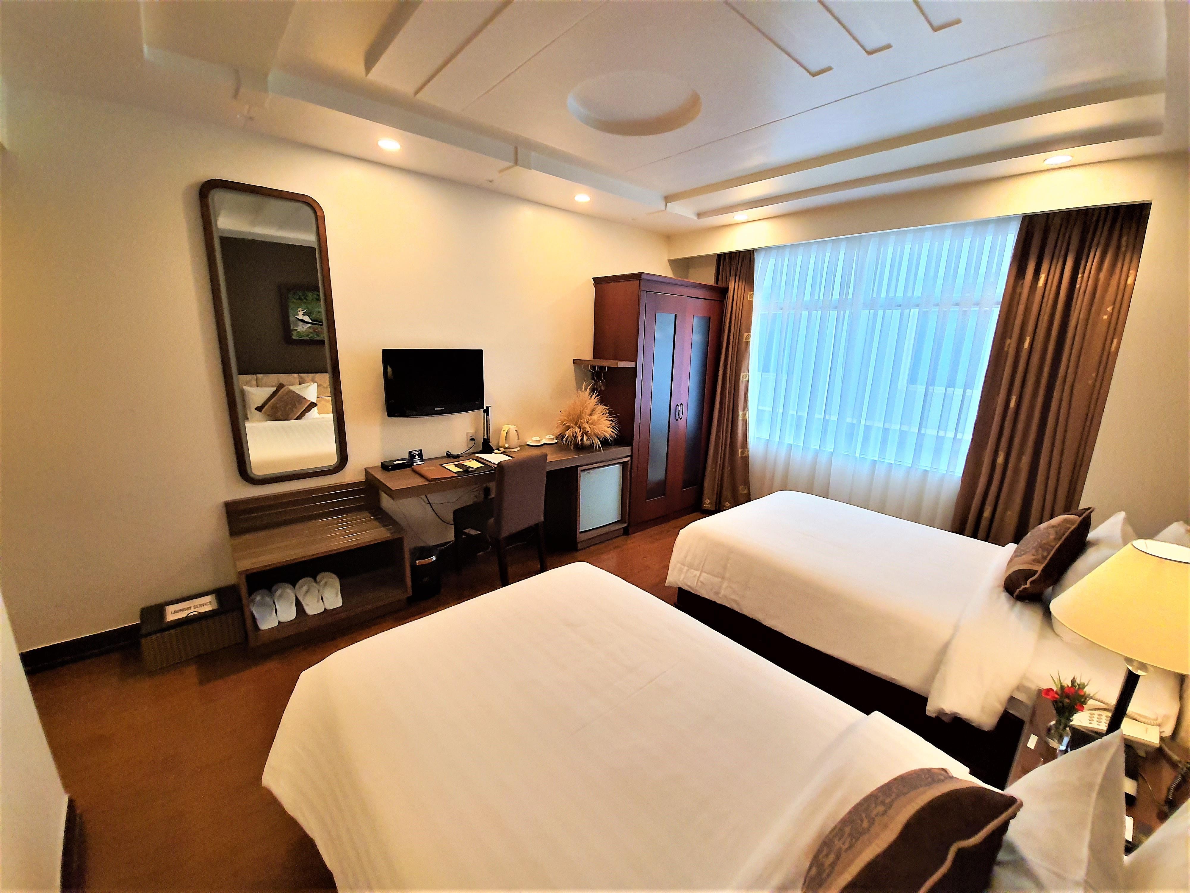 room detail thumbnail 0