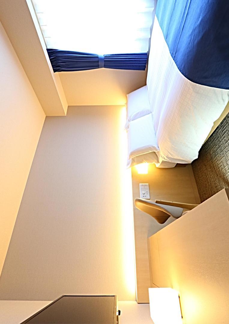 room detail thumbnail 1