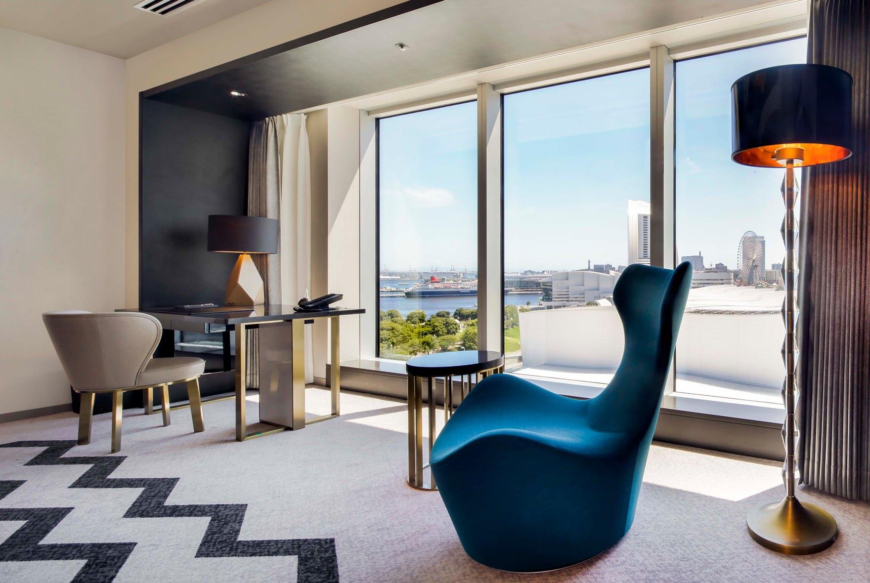 room detail thumbnail 2