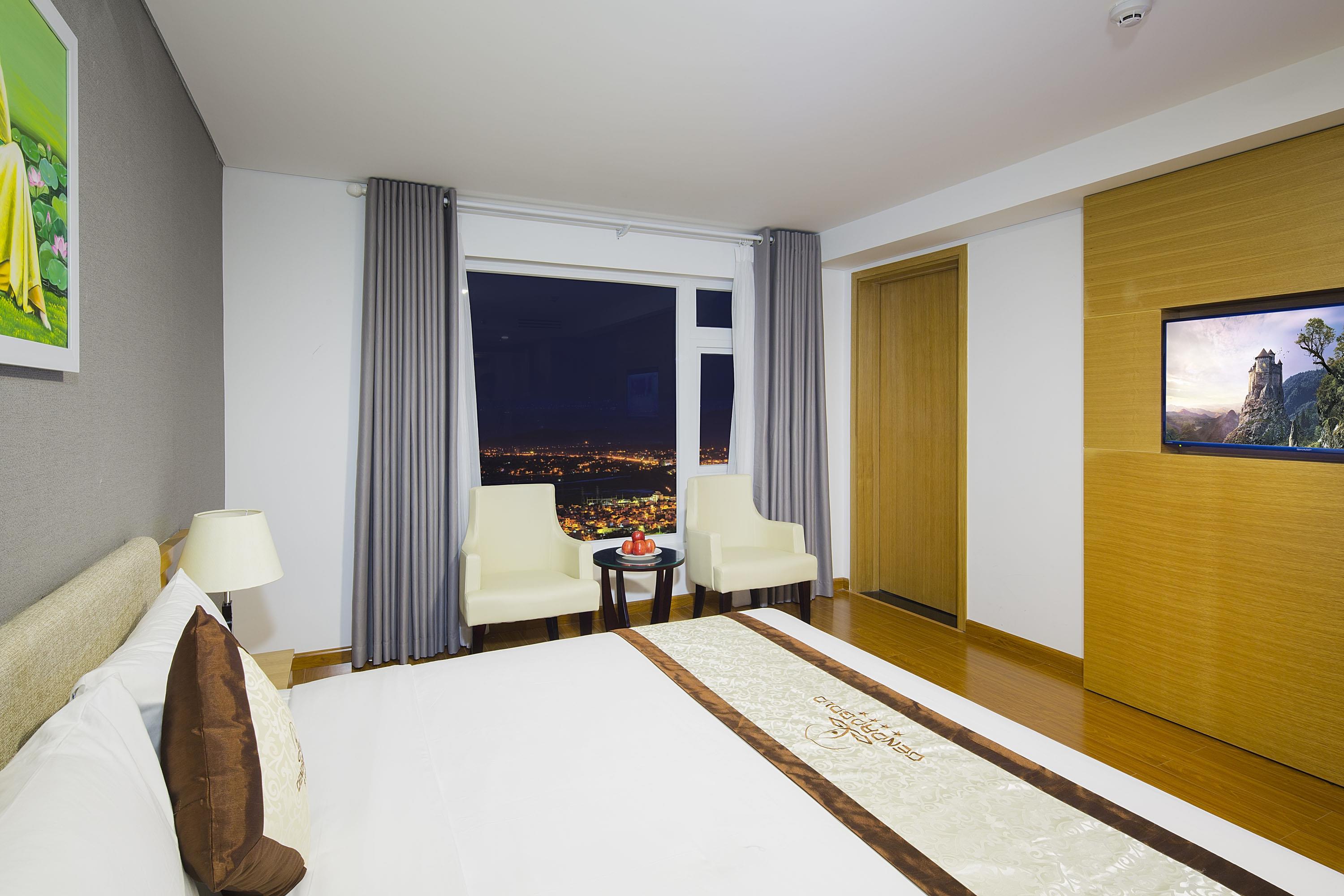 room detail thumbnail 0