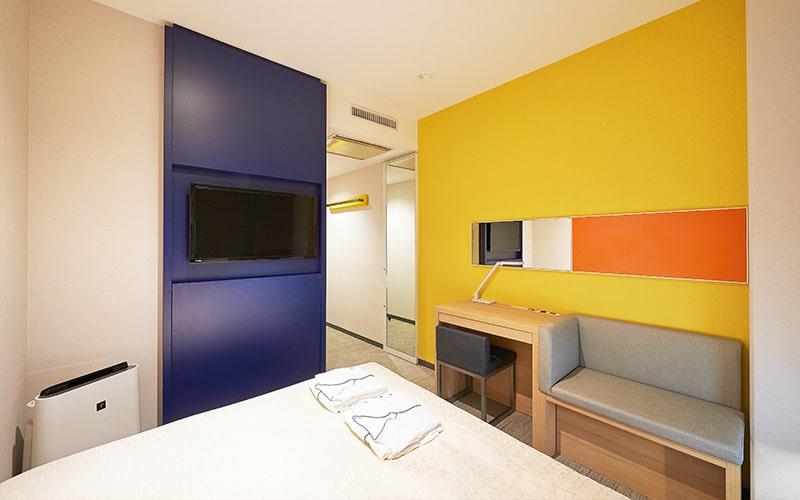 room detail thumbnail 1