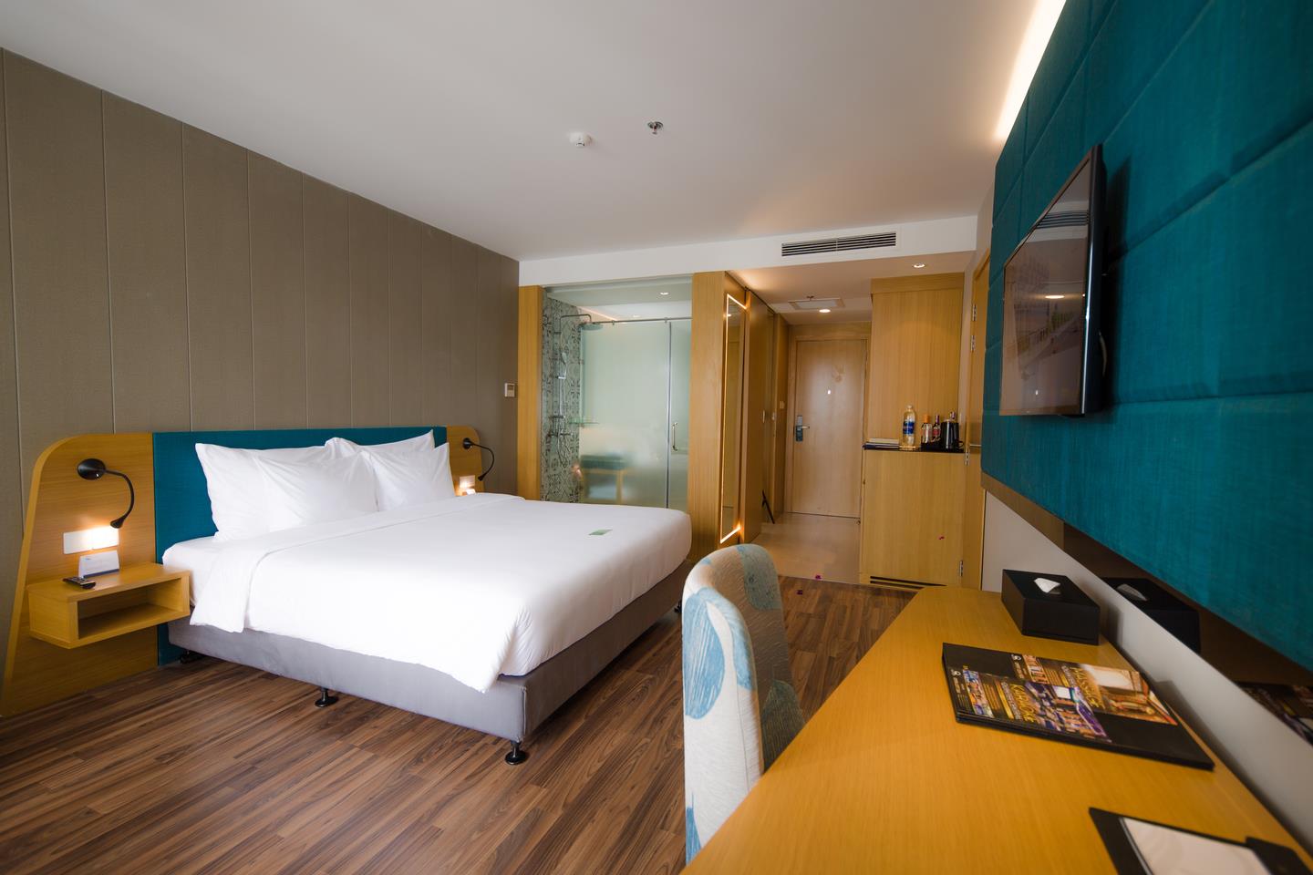 room detail thumbnail 0