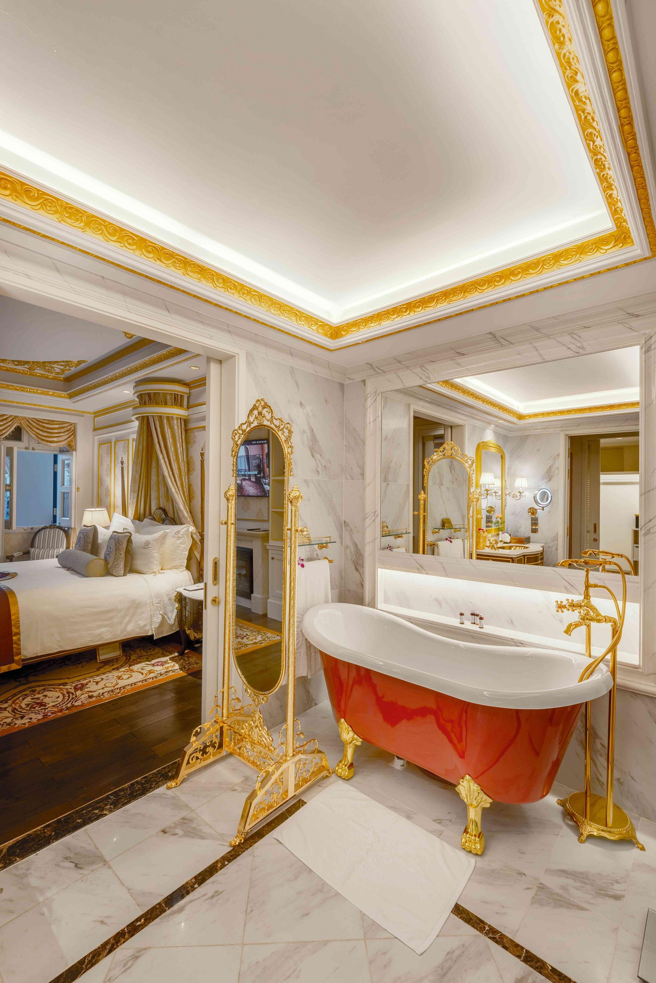 room detail thumbnail 1