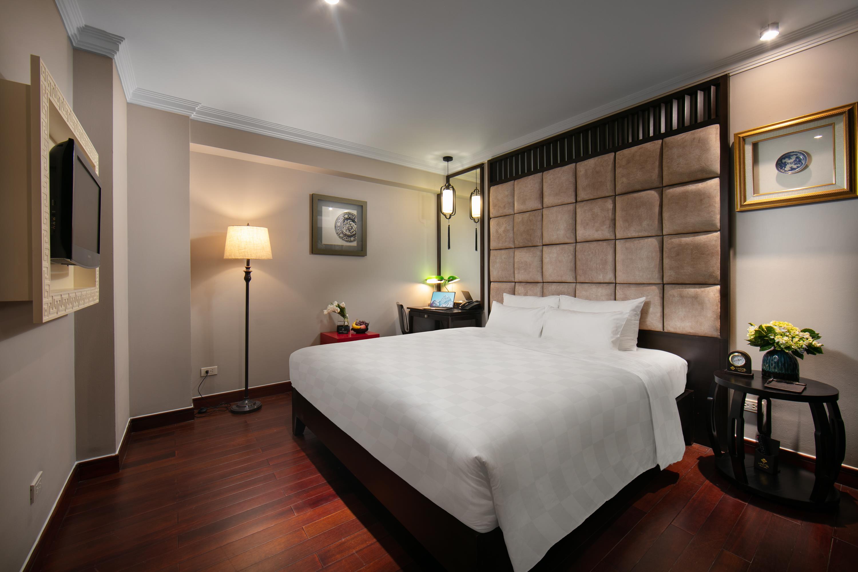 room detail thumbnail 0