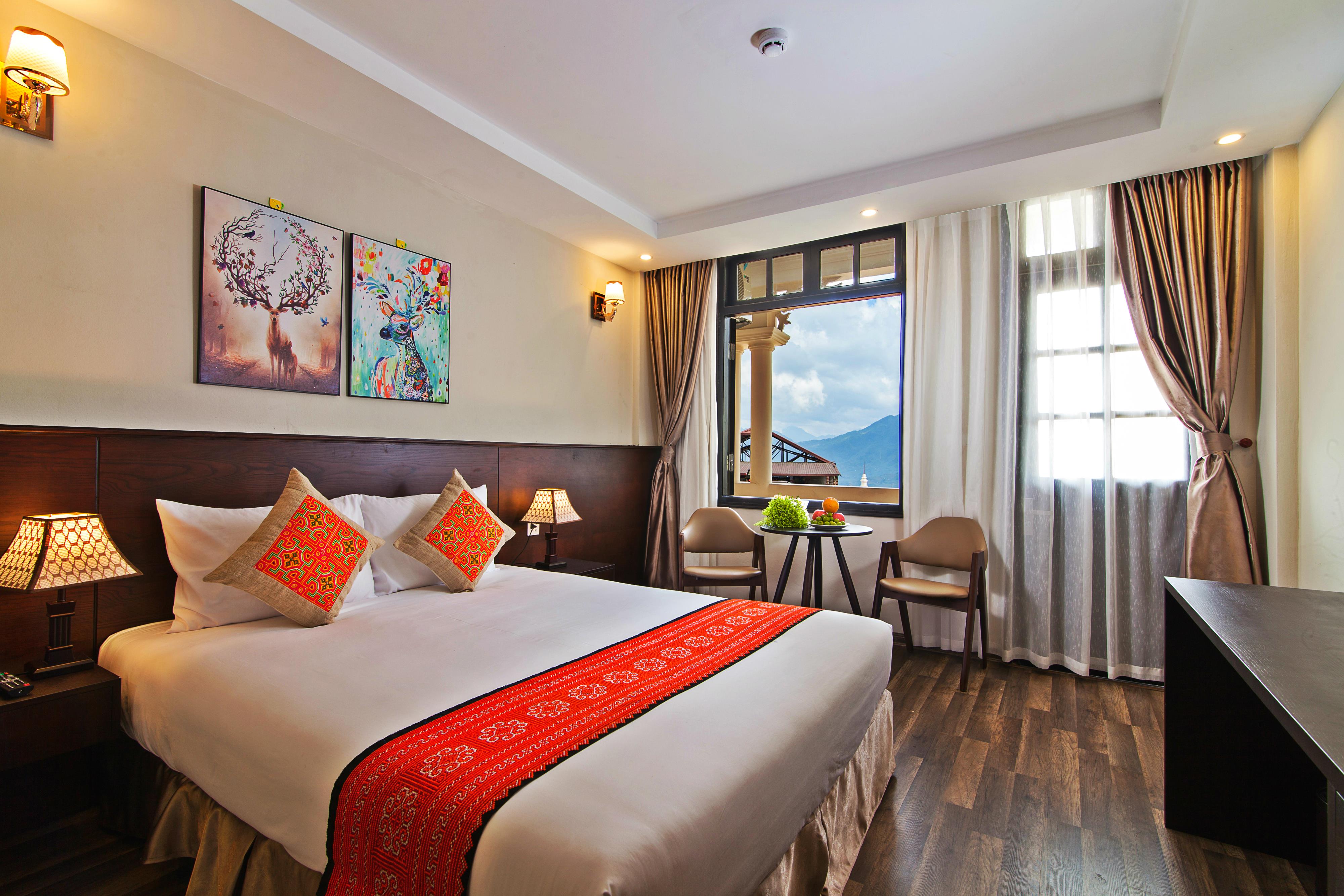 room detail thumbnail 2